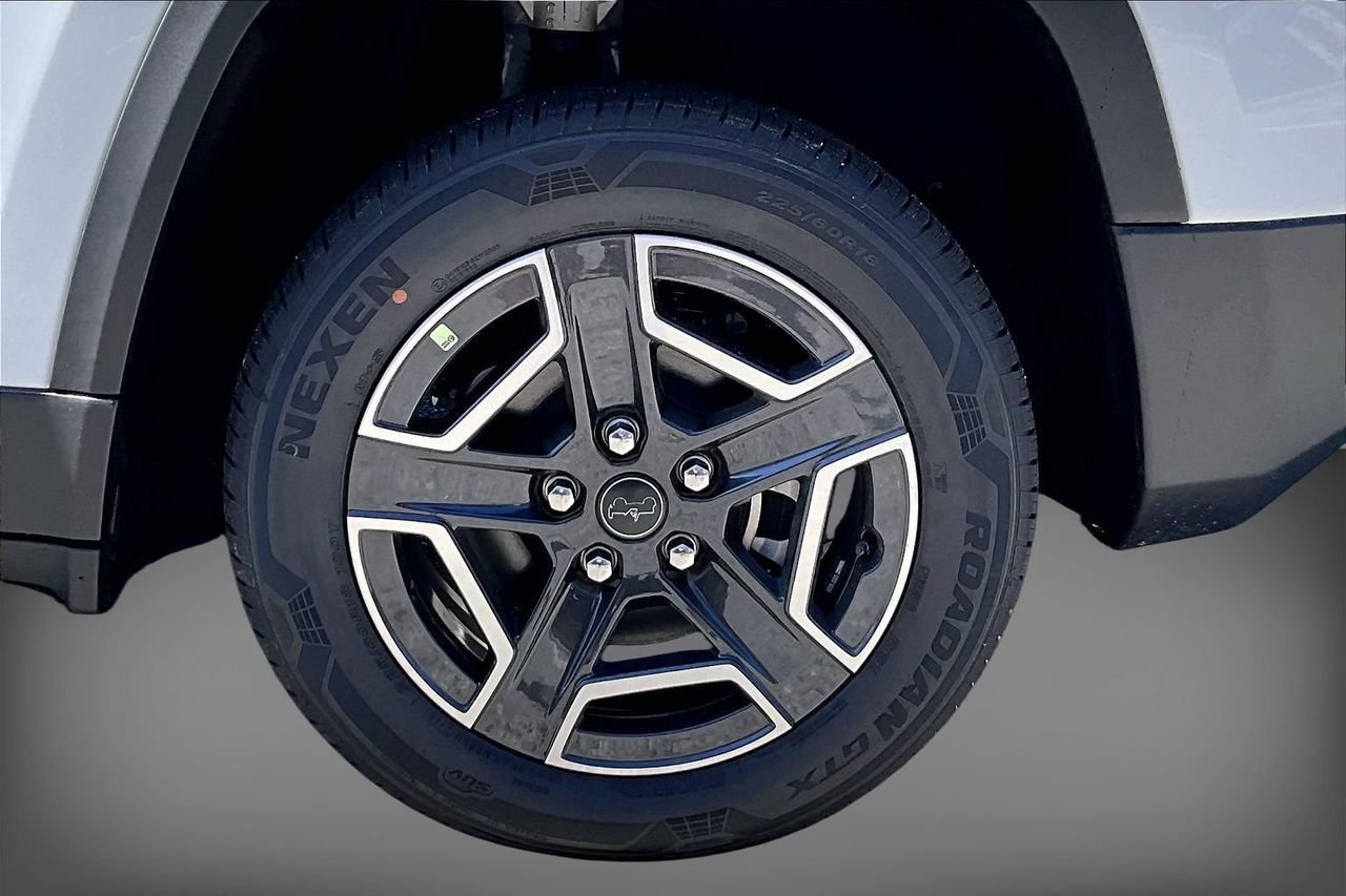 New 2026 Jeep Cherokee Laredo AWD/4WD image 31