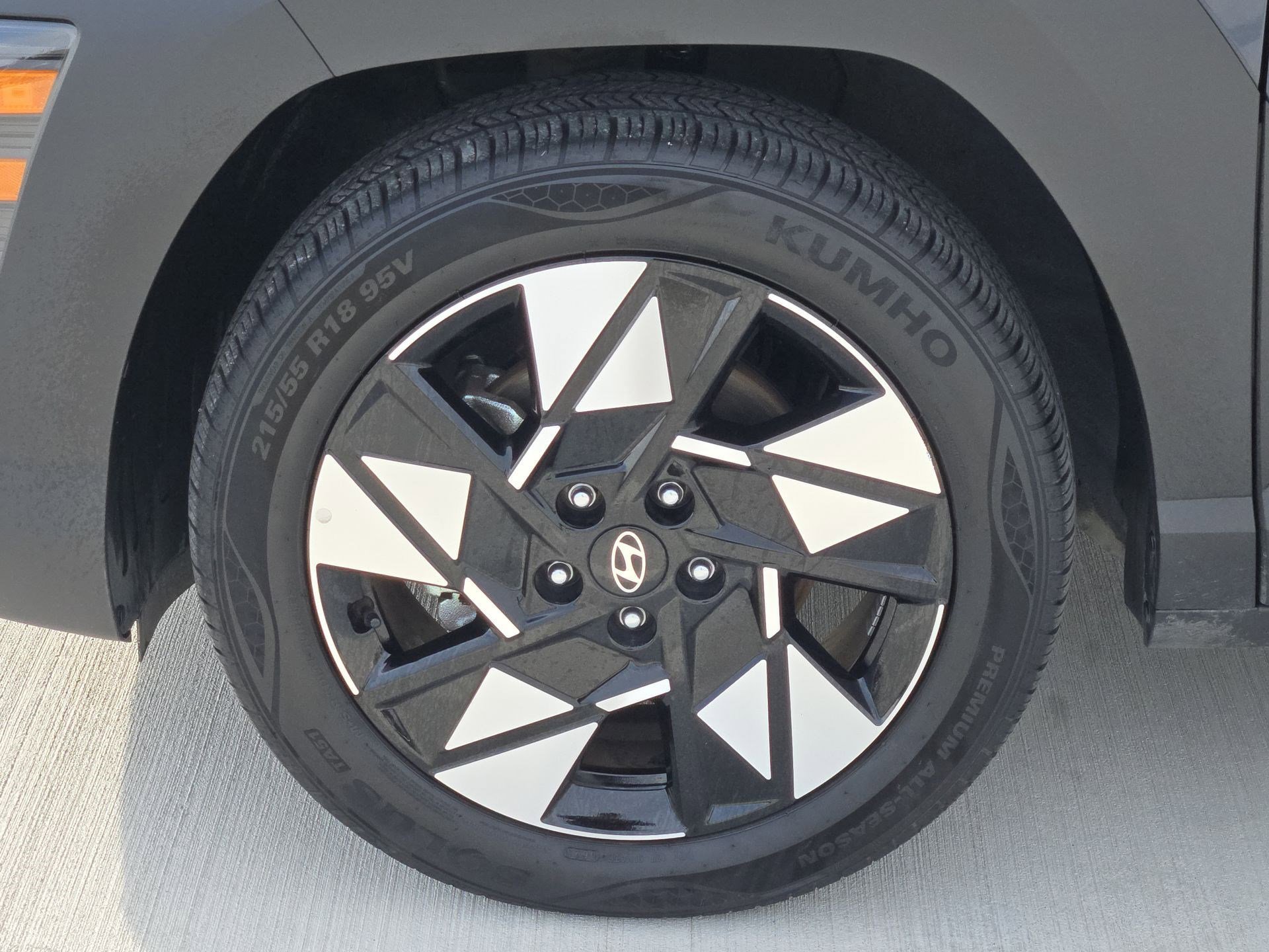 Used 2025 Hyundai Kona SEL FWD image 12