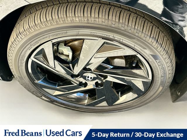 Used 2026 Hyundai Elantra SEL FWD image 35
