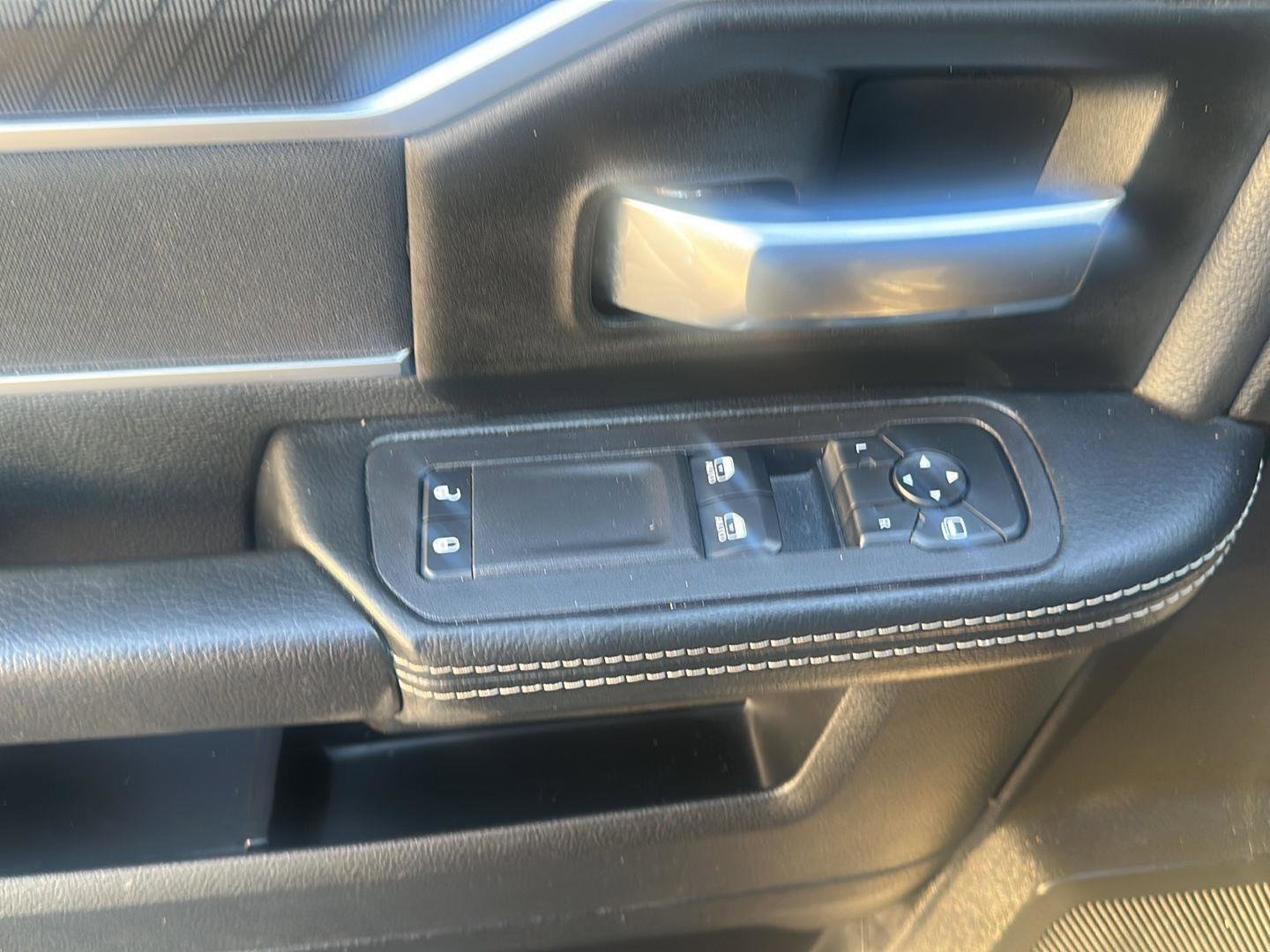 Used 2025 RAM 5500 Big Horn image 10