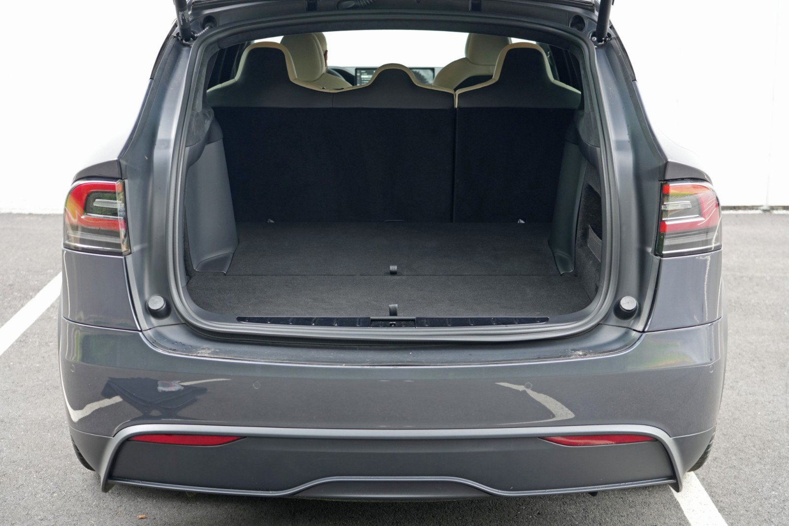 Used 2023 Tesla Model X AWD/4WD image 10