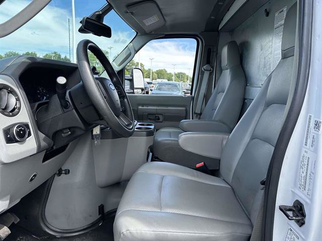 Used 2024 Ford E-350 and Econoline 350 Super Duty w/ Driver's Safety Package RWD image 10