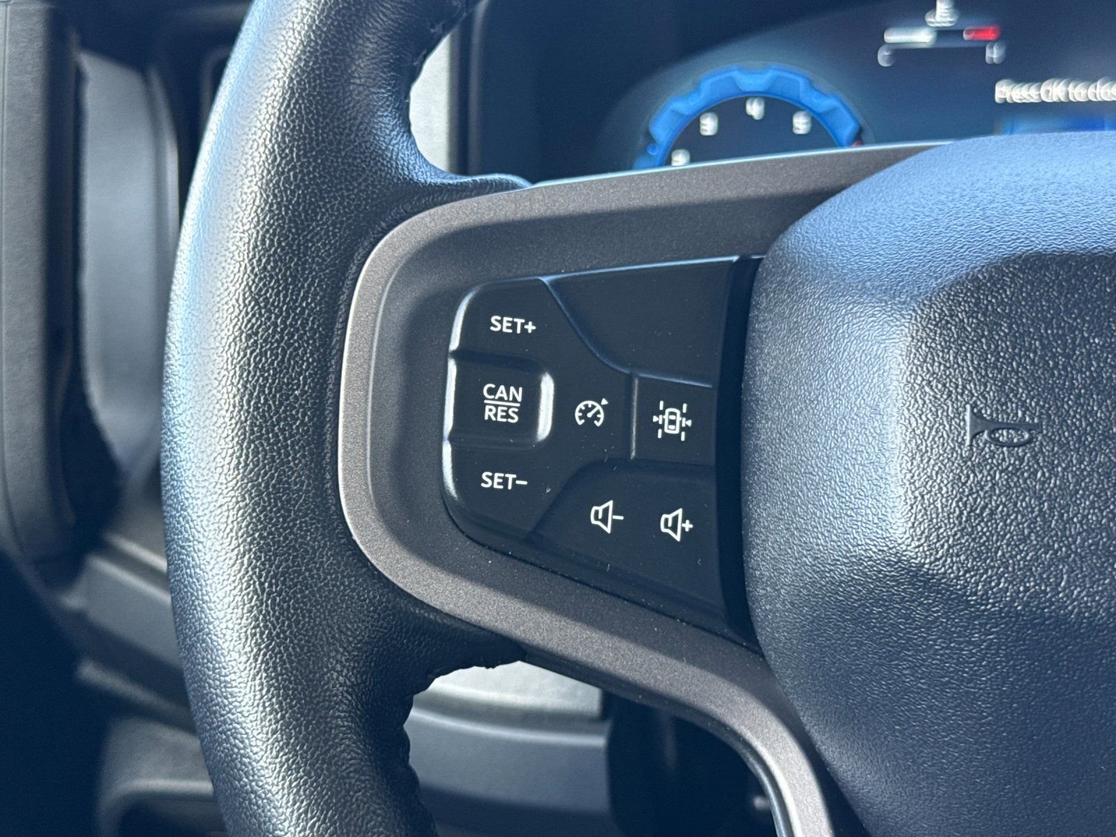 Used 2025 Ford Bronco Badlands image 28