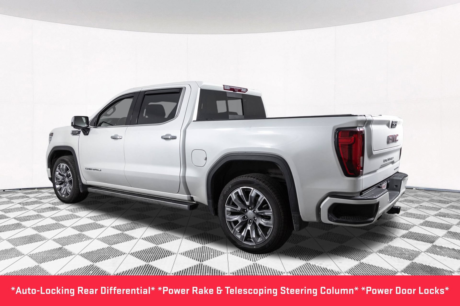 Used 2023 GMC Sierra 1500 Denali w/ Denali Reserve Package AWD/4WD image 15