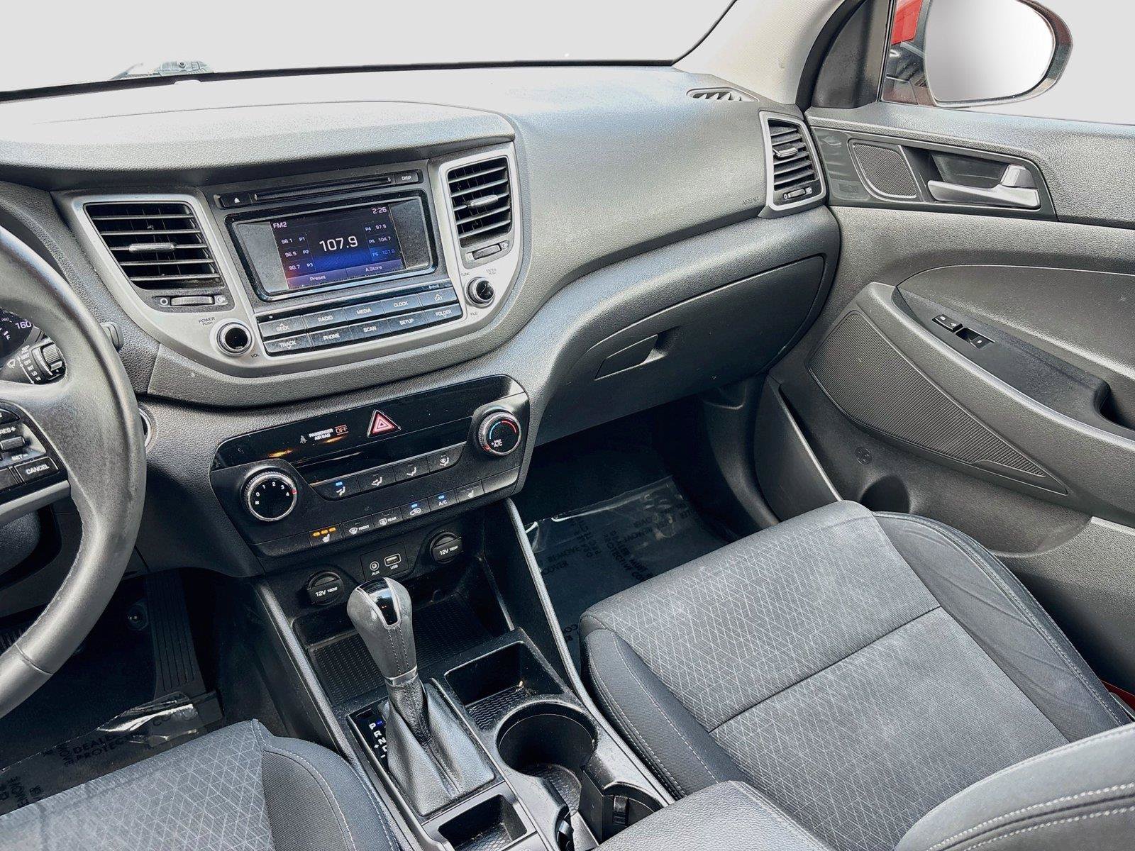 Used 2016 Hyundai Tucson Sport AWD/4WD image 22