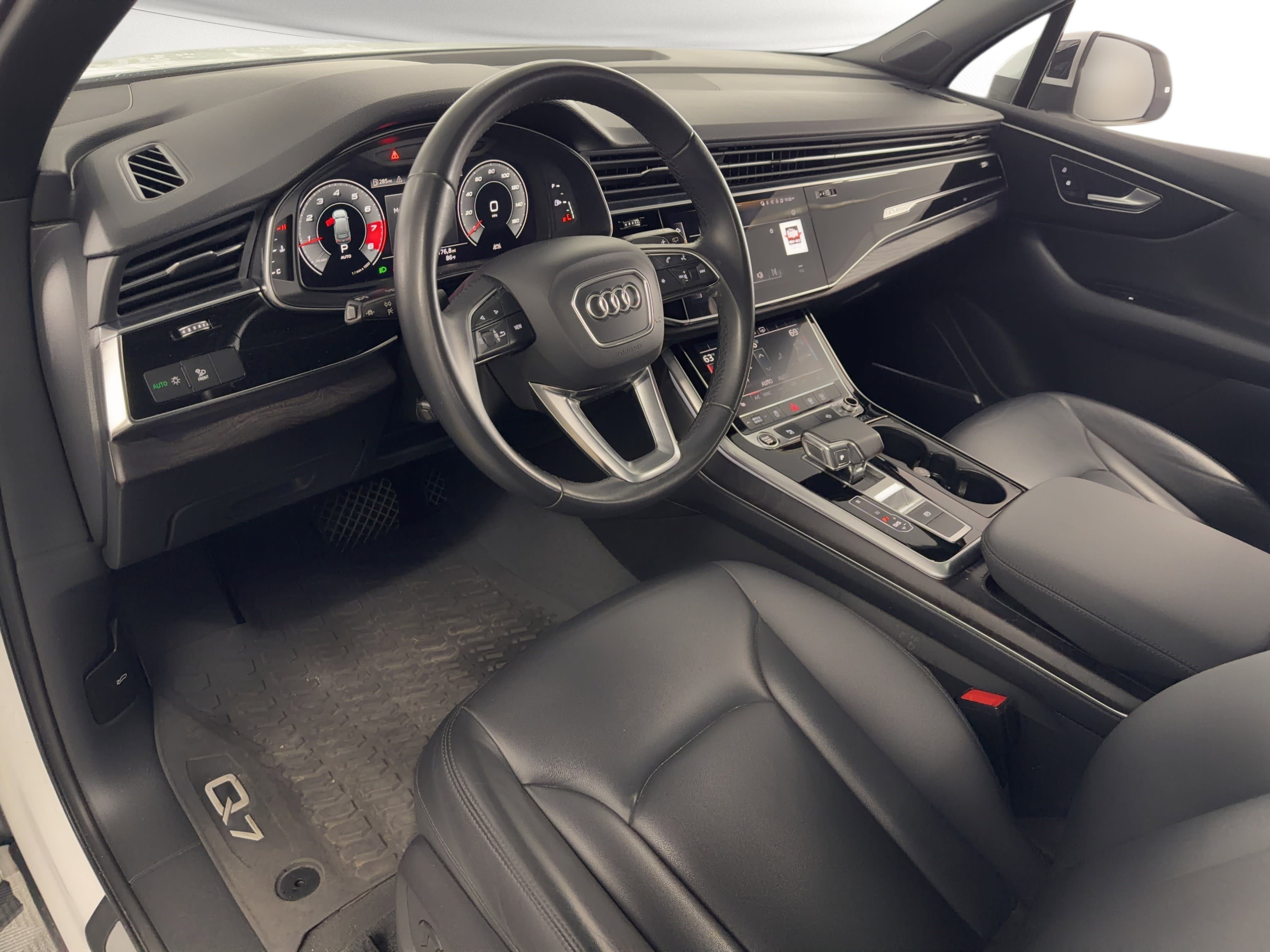 Used 2021 Audi Q7 2.0T Premium Plus AWD/4WD image 4