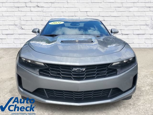 Used 2021 Chevrolet Camaro LT RWD image 6
