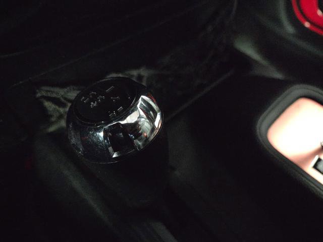 Used 2016 Jeep Wrangler Unlimited Sahara w/ Connectivity Group image 20