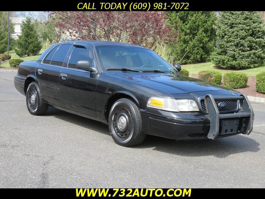 Used 2005 Ford Crown Victoria Police Interceptor RWD image 3