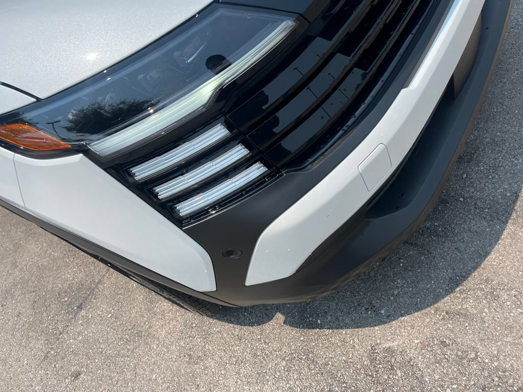 Certified 2026 Nissan Kicks SR FWD image 36