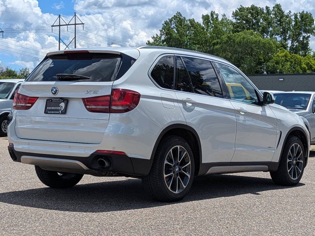 Used 2016 BMW X5 xDrive35i w/ Premium Package Enhanced AWD/4WD image 11