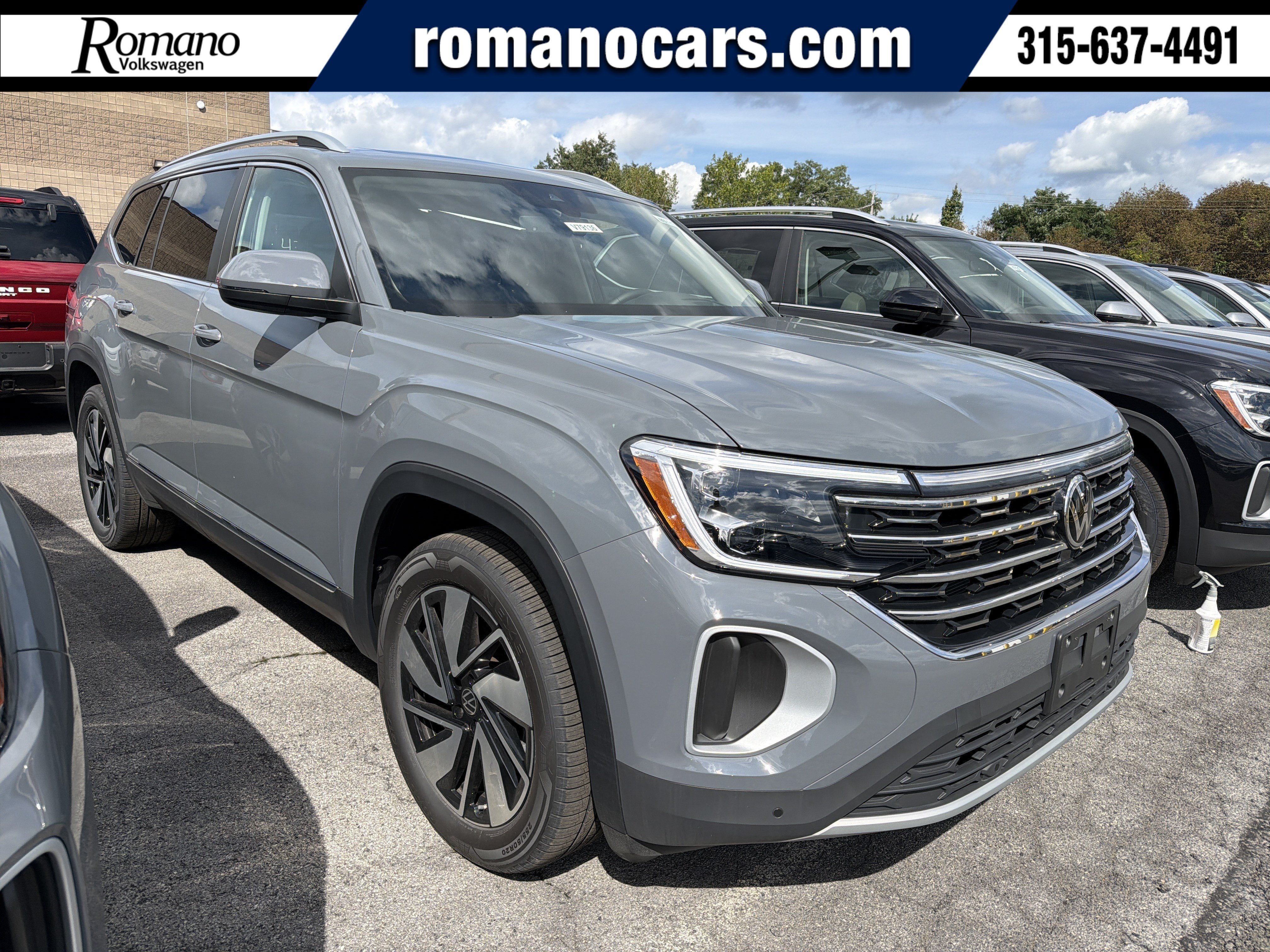 New 2026 Volkswagen Atlas SEL AWD/4WD image 1