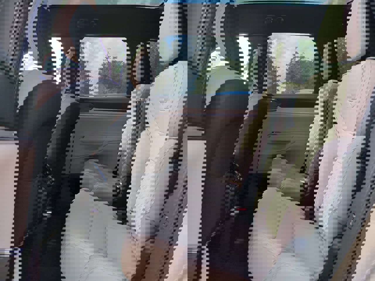 New 2025 Volvo EX90 Ultra image 12