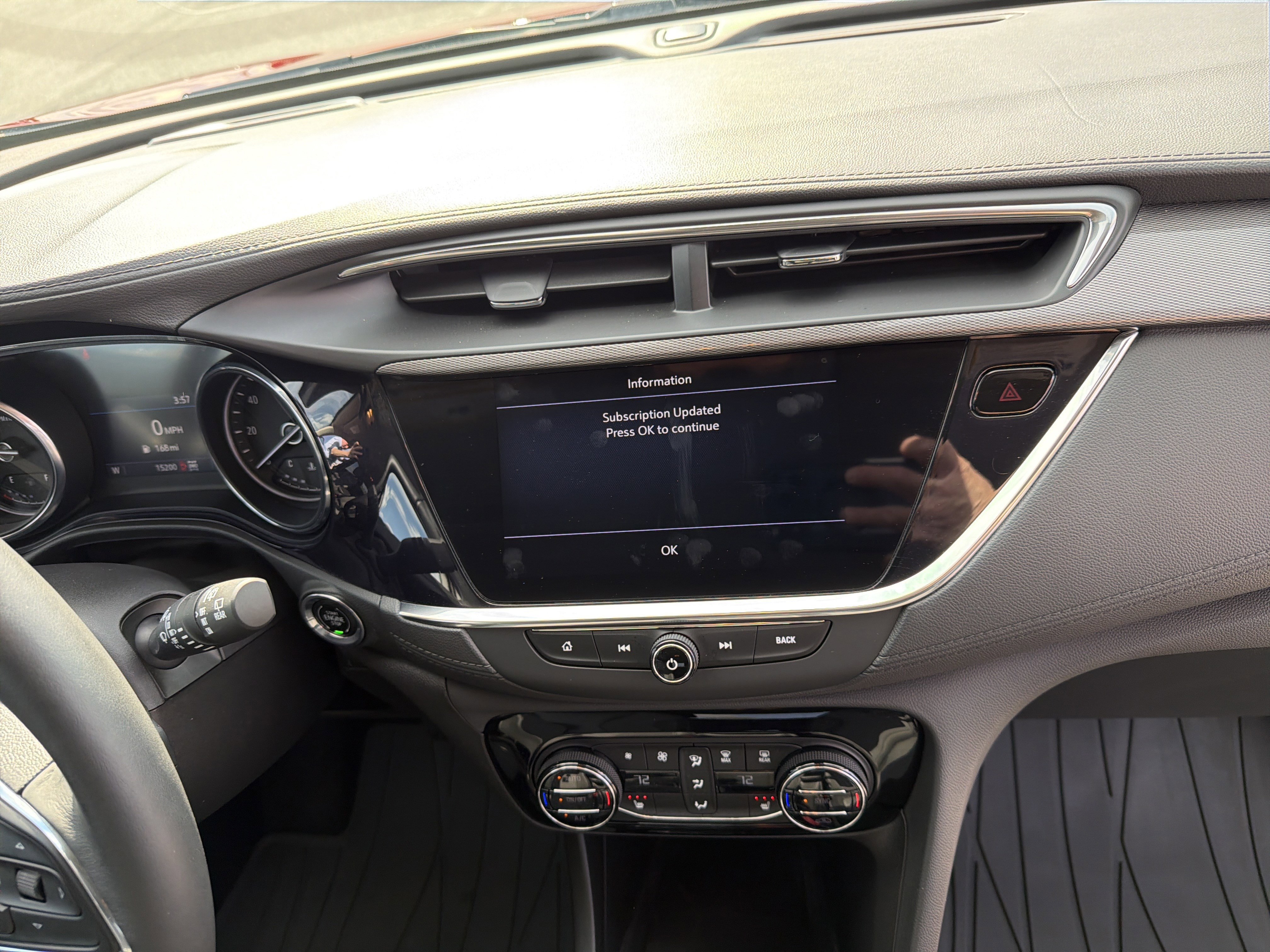 Used 2023 Buick Encore GX Select w/ Safety Package II AWD/4WD image 39