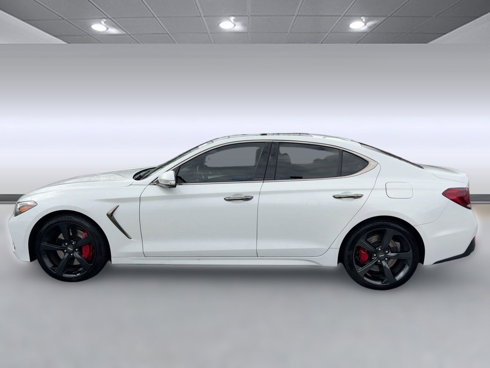 Used 2021 Genesis G70 3.3T w/ Sport Package image 2