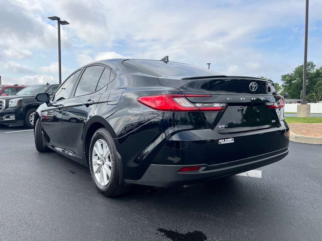 Used 2025 Toyota Camry LE image 23