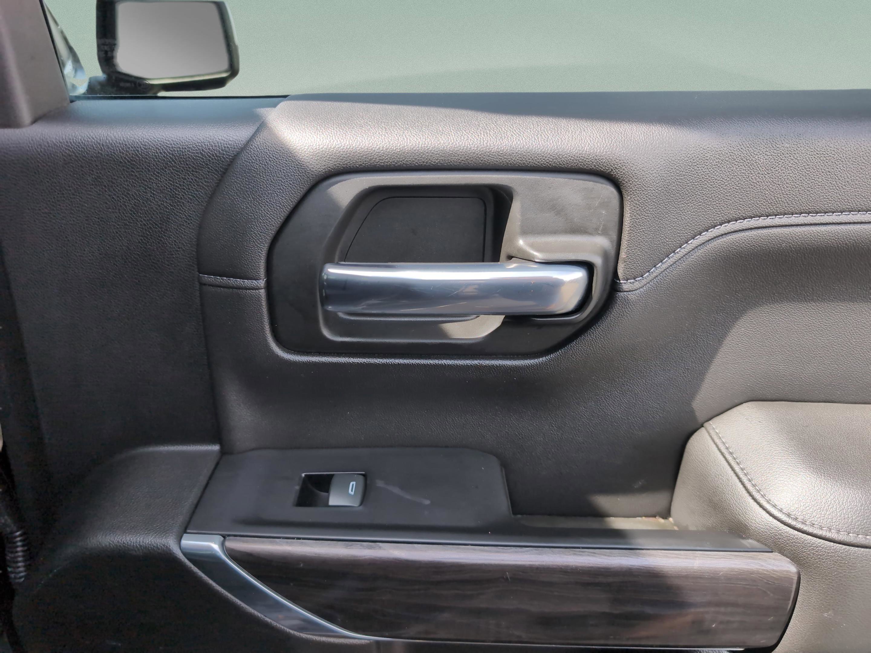 Used 2019 Chevrolet Silverado 1500 LTZ w/ LTZ Plus Package image 20