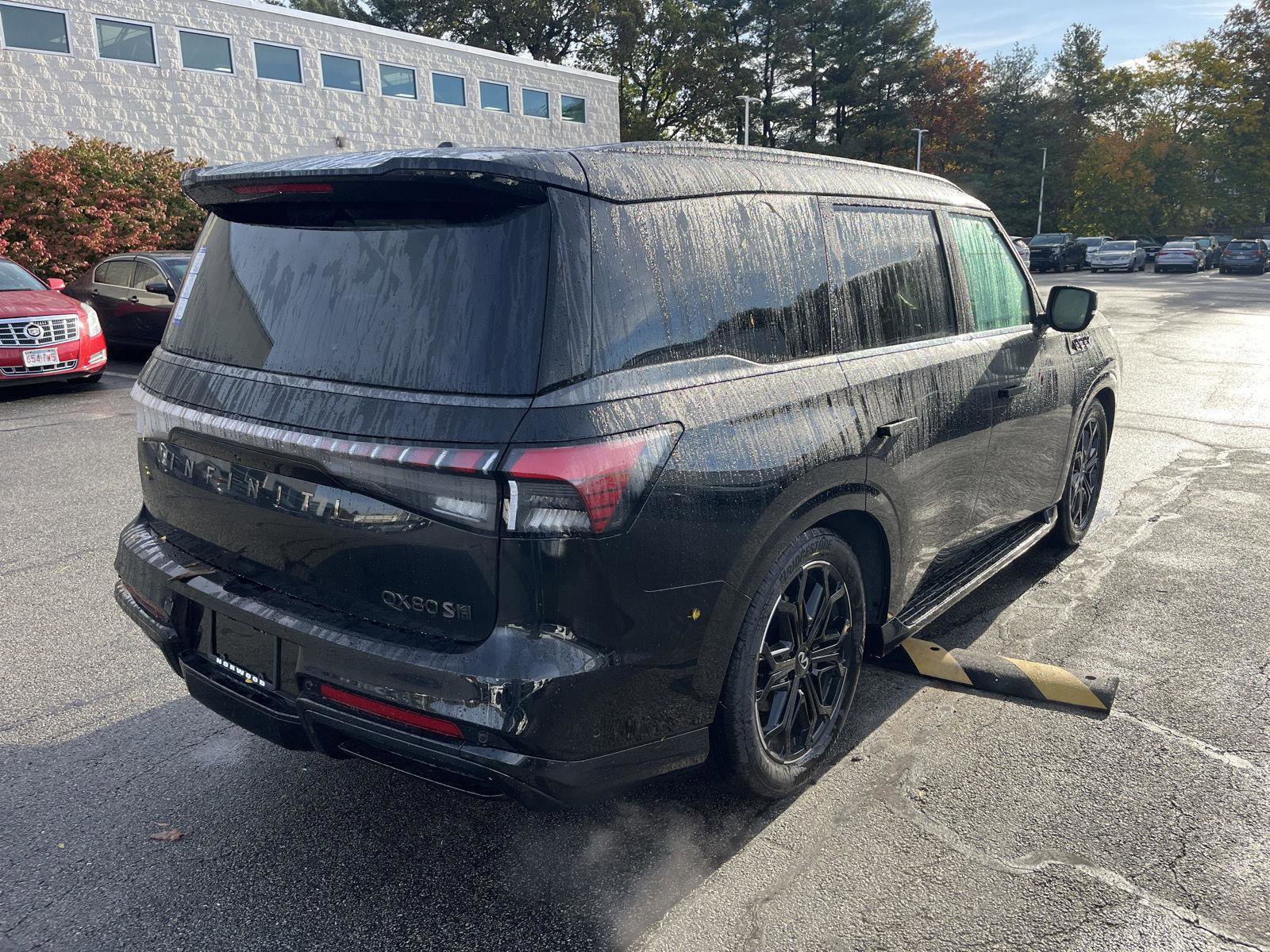 New 2026 INFINITI QX80 4WD image 3