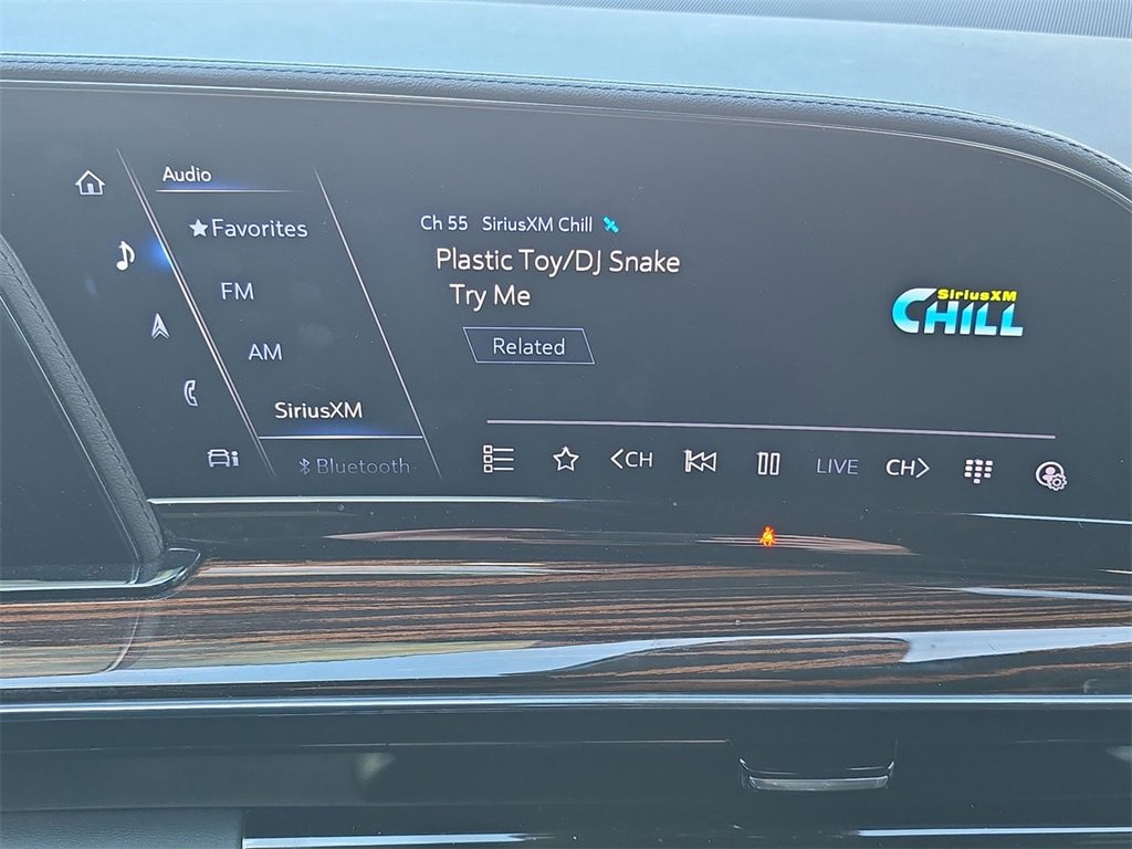 Certified 2023 Cadillac Escalade Premium Luxury image 13