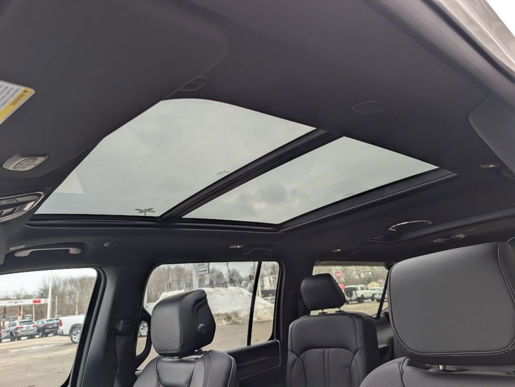 New 2026 Jeep Grand Wagoneer L Limited w/ Premium Group II image 3