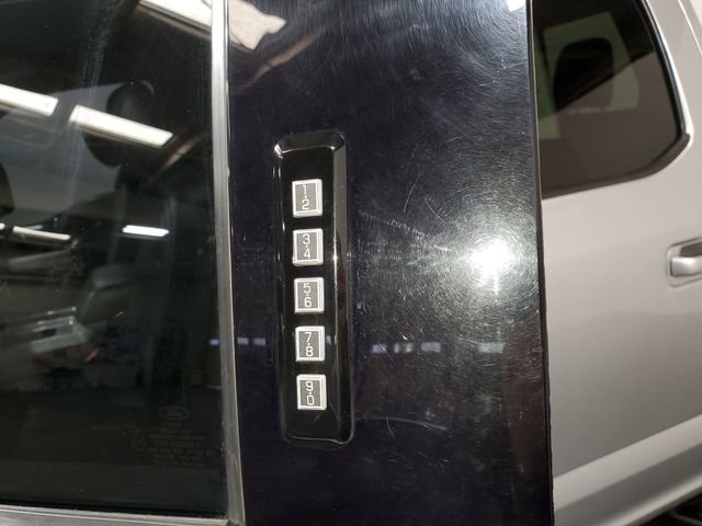 Used 2018 Ford F150 Lariat w/ Equipment Group 502A Luxury image 9