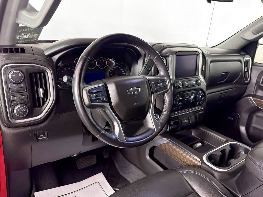 Used 2019 Chevrolet Silverado 1500 LT Trail Boss AWD/4WD image 9