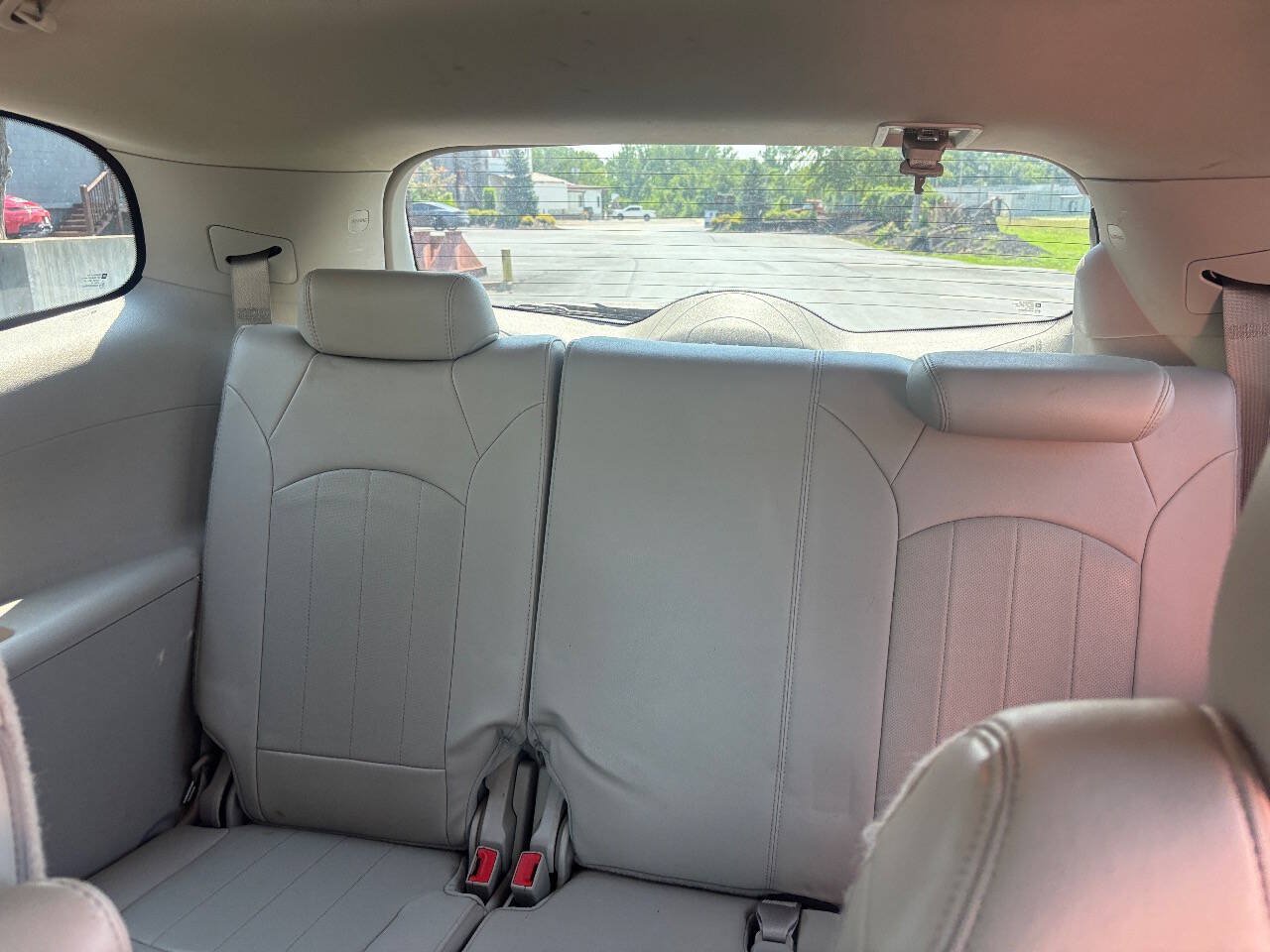 Used 2012 Buick Enclave Leather FWD image 16
