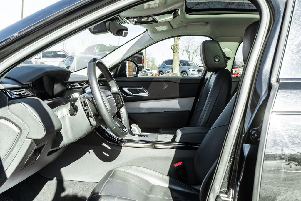 Used 2024 Land Rover Range Rover Velar S image 20
