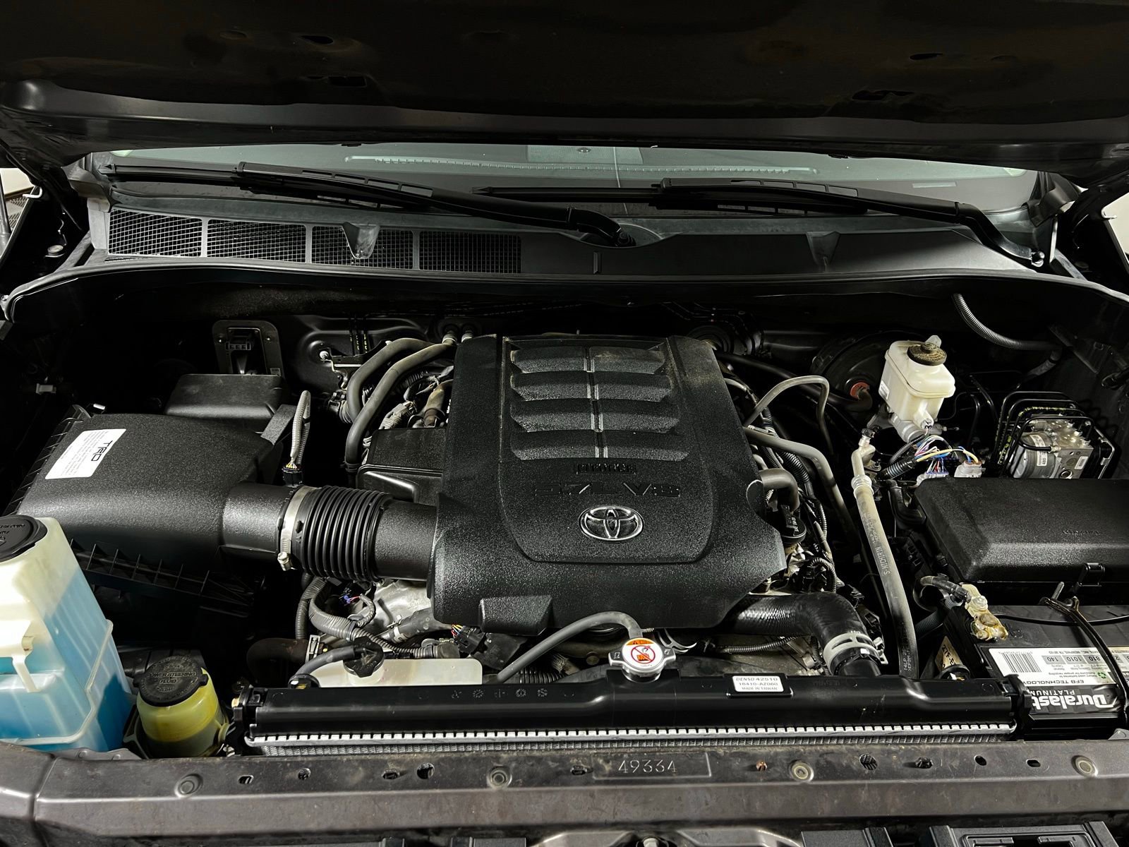 Used 2019 Toyota Tundra Platinum image 9