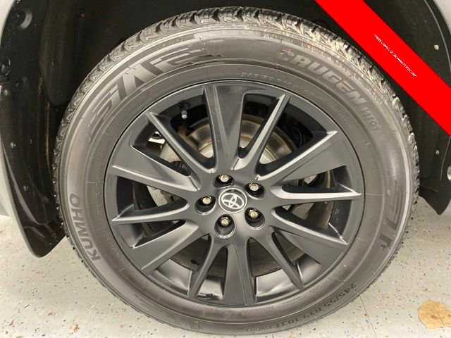 Used 2019 Toyota Highlander SE image 7