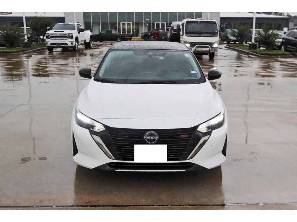 Used 2025 Nissan Sentra SR FWD image 8