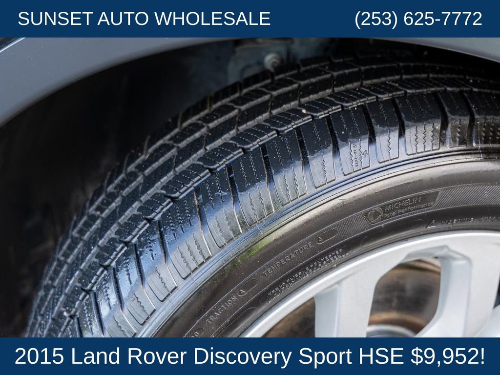 Used 2015 Land Rover Discovery Sport HSE AWD/4WD image 36