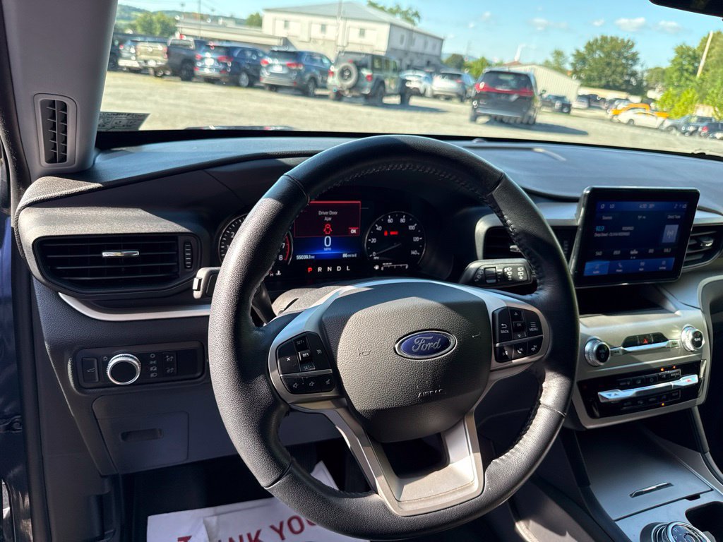 Used 2022 Ford Explorer XLT w/ Class IV Trailer Tow Package AWD/4WD image 13