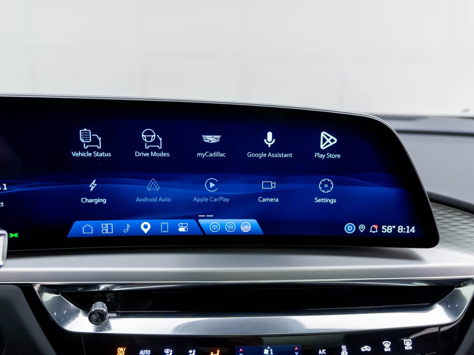 Certified 2025 Cadillac Lyriq Luxury w/ LPO, Floor Liner Package image 28