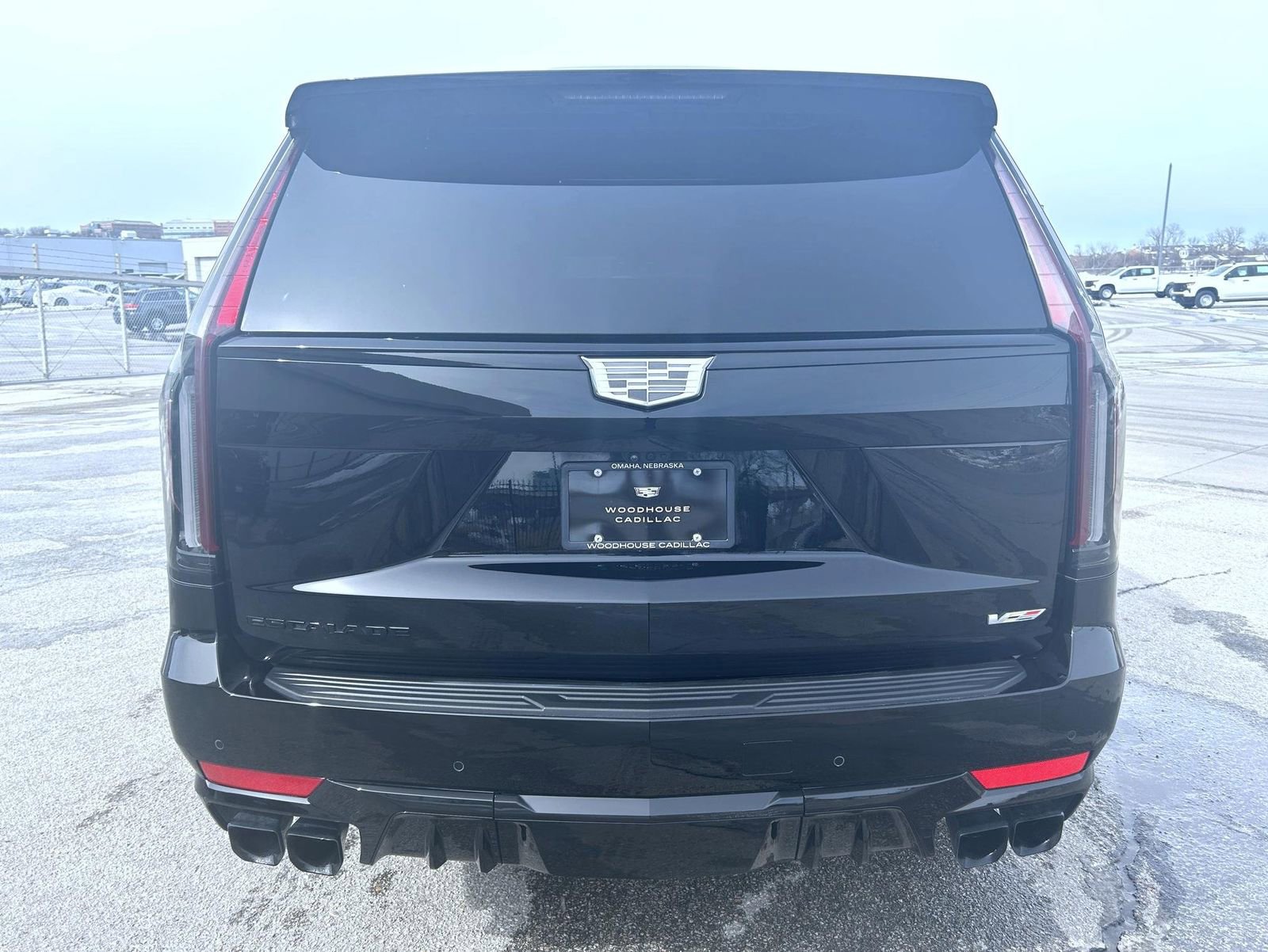 Certified 2024 Cadillac Escalade V w/ LPO, ONYX Package image 13