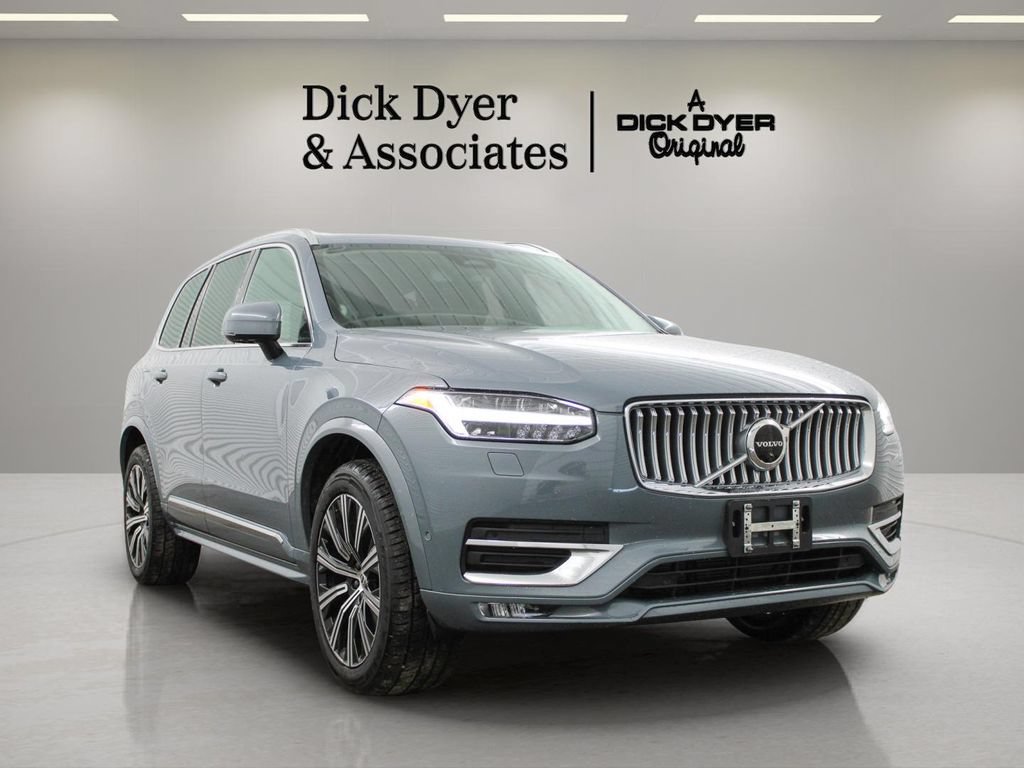Certified 2023 Volvo XC90 B6 Plus AWD/4WD image 1