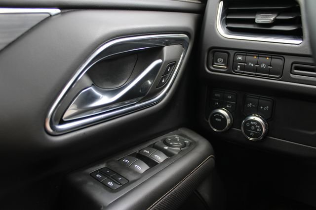 Used 2023 GMC Yukon SLT image 15