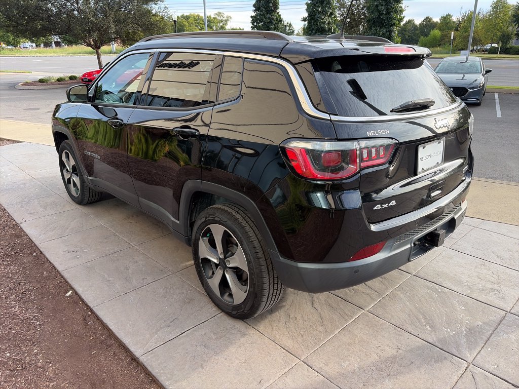 Used 2018 Jeep Compass Latitude w/ Popular Equipment Group AWD/4WD image 7