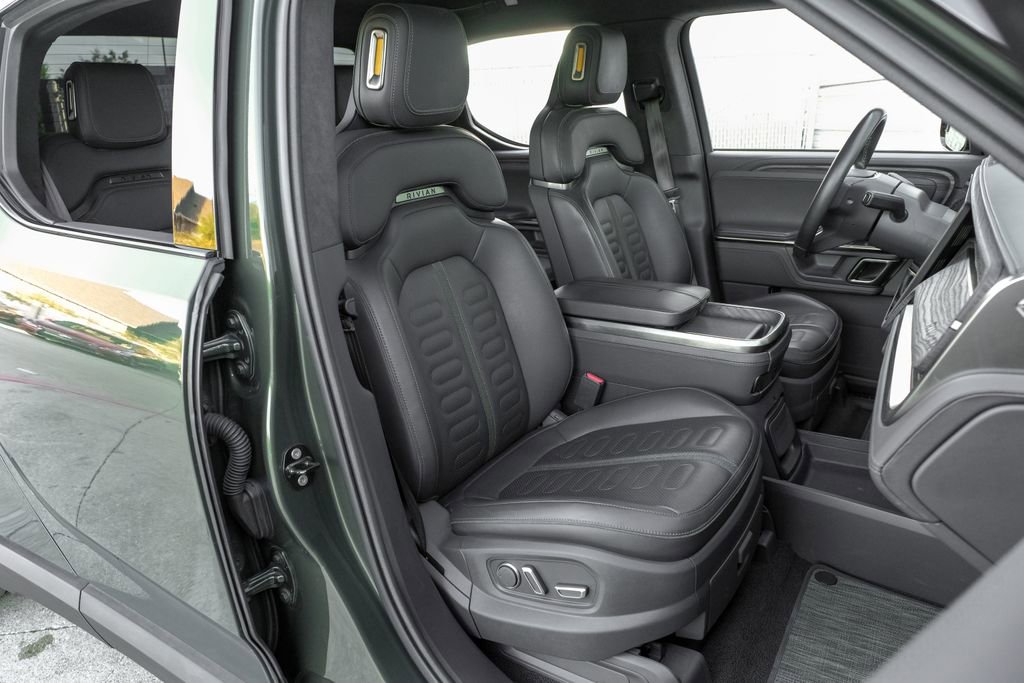 Used 2022 Rivian R1T Adventure image 34