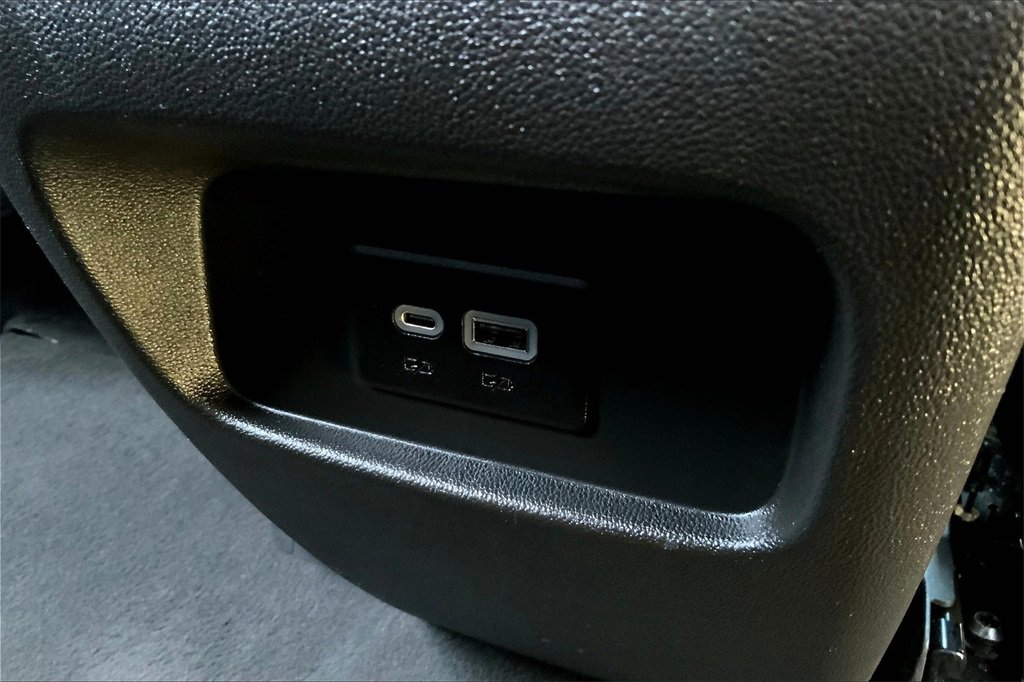 Certified 2023 Cadillac XT5 Sportv w/ Technology Package image 37