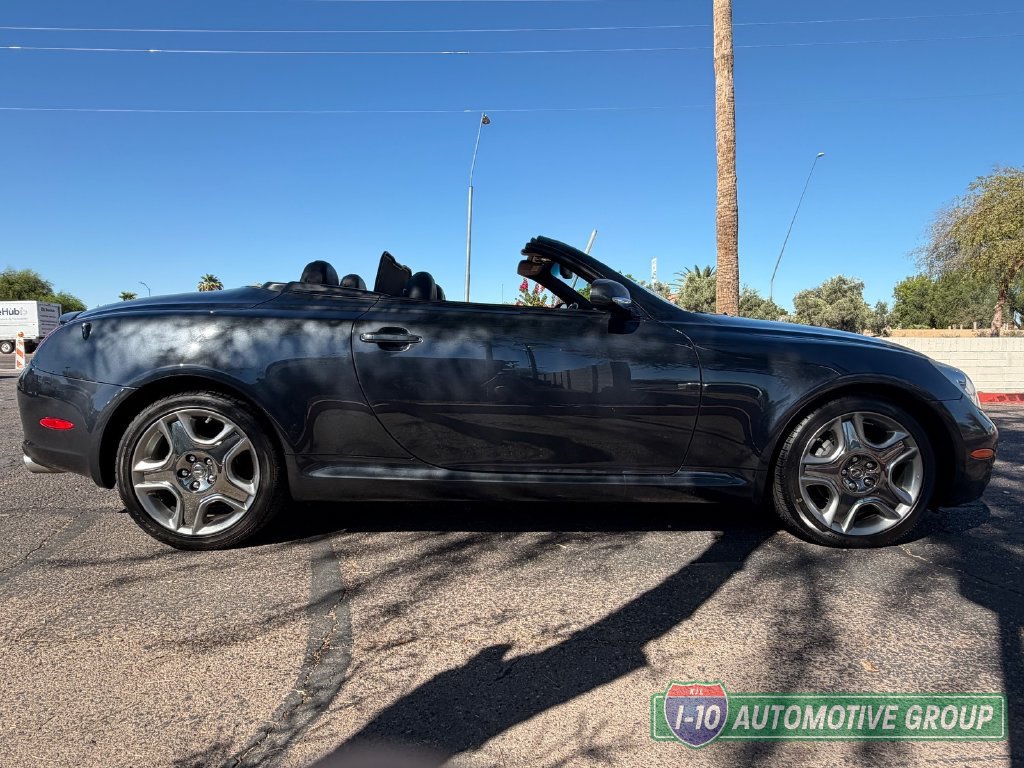Used 2008 Lexus SC 430 Convertible w/ Preferred Accessory Pkg RWD image 3