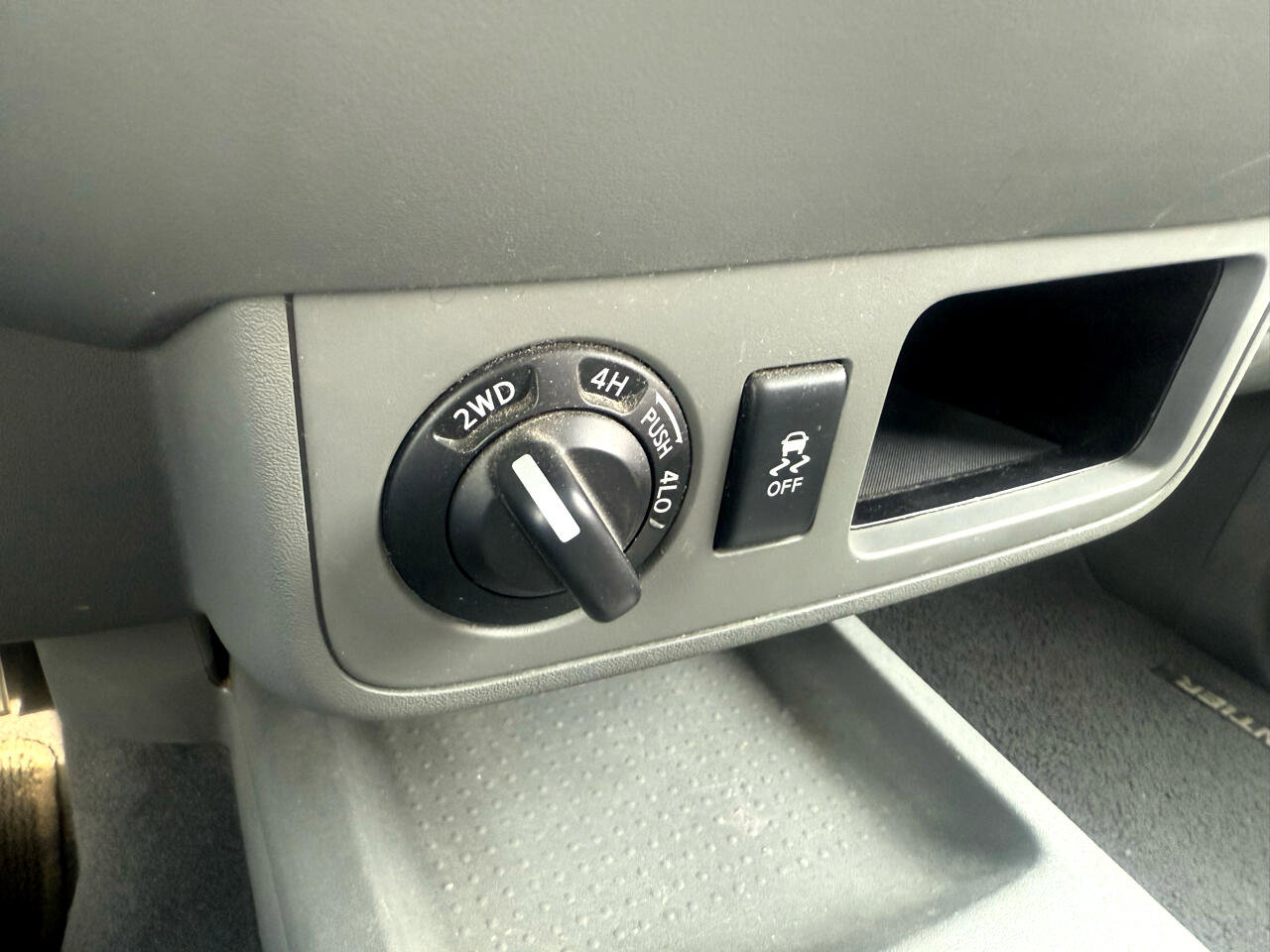 Used 2019 Nissan Frontier SV image 15