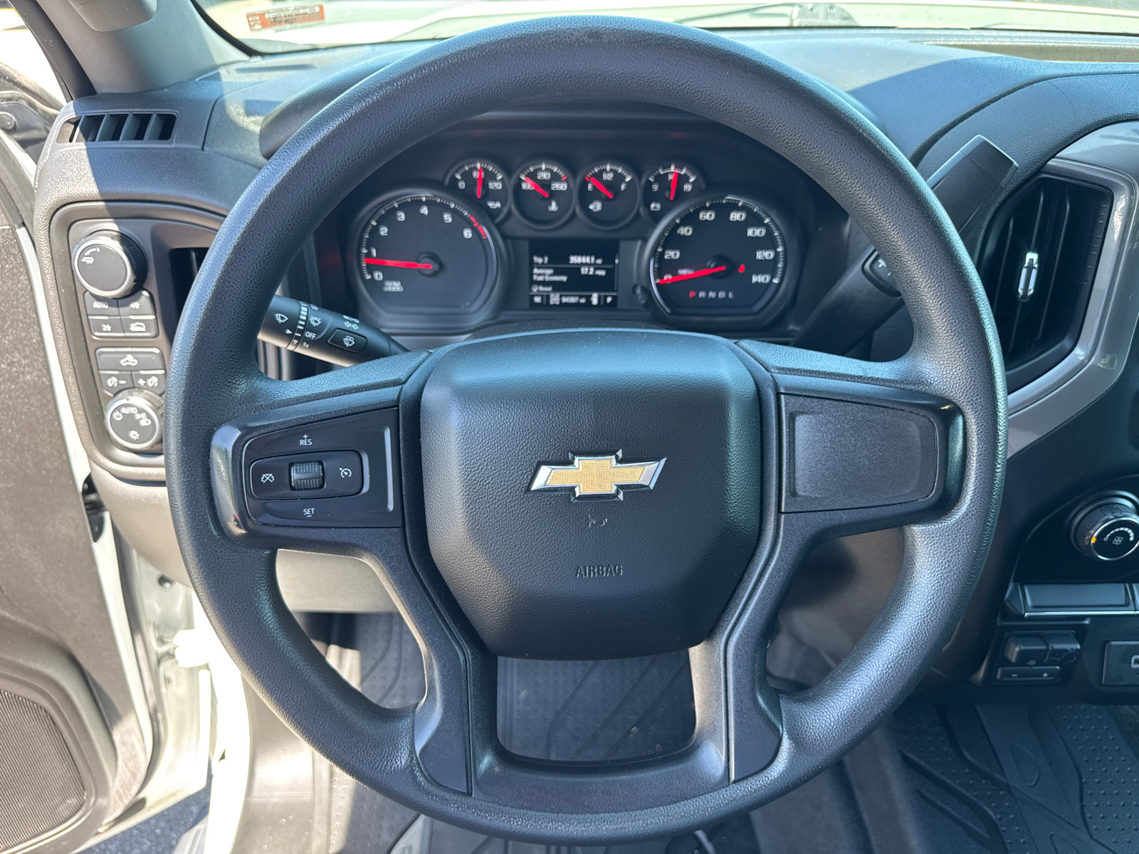 Used 2020 Chevrolet Silverado 1500 Custom w/ Custom Max Trailering Package AWD/4WD image 14