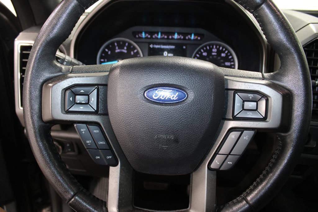 Used 2019 Ford Expedition XLT w/ Equipment Group 201A AWD/4WD image 36