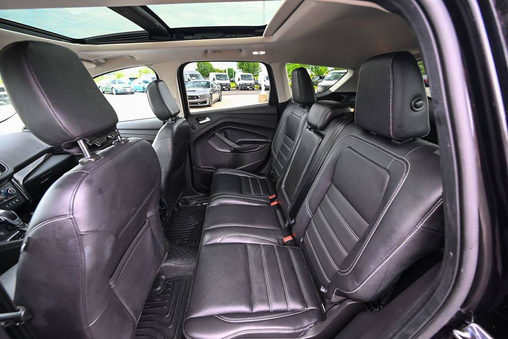 Used 2019 Ford Escape Titanium AWD/4WD image 22