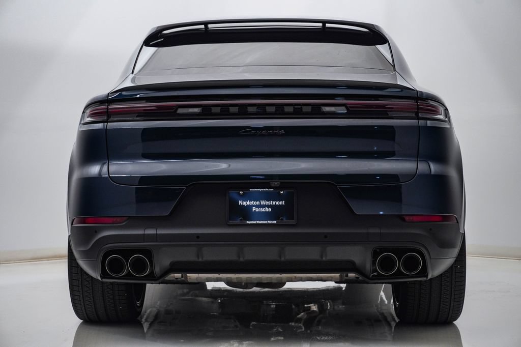 Certified 2026 Porsche Cayenne Coupe AWD/4WD image 11