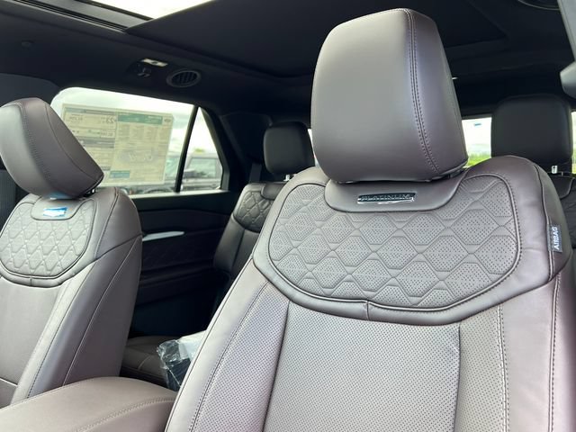 New 2026 Ford Explorer Platinum AWD/4WD image 12