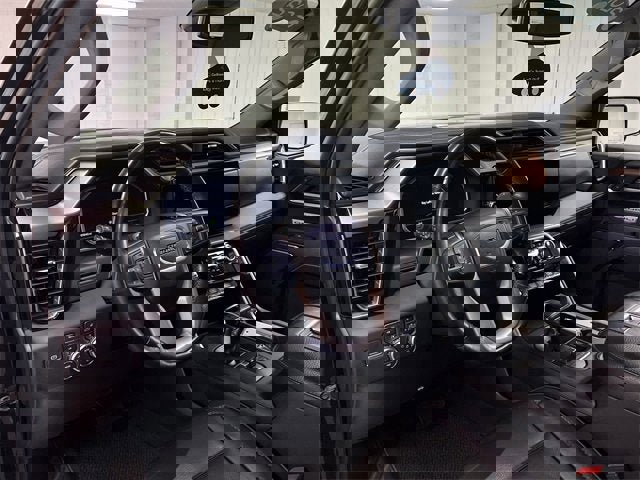 Certified 2022 GMC Sierra 1500 Denali image 10