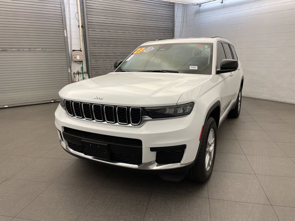 Certified 2023 Jeep Grand Cherokee L Laredo AWD/4WD image 3