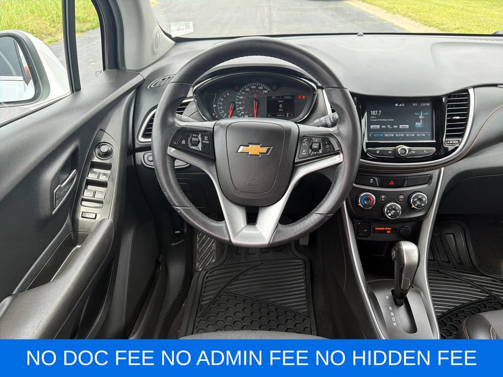 Used 2017 Chevrolet Trax LT w/ LT Convenience Package AWD/4WD image 15